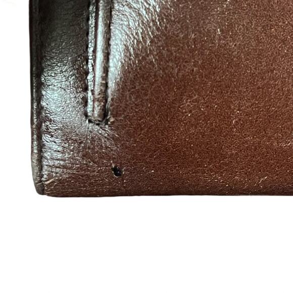 Bugatti Women’s Brown Leather RFID Trifold Wallet 26 Slot Organizer Minimalist - Picture 13 of 13